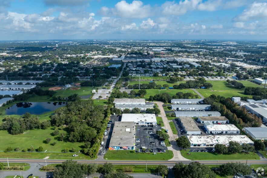 More Photos Of 6240 39th St N, Pinellas Park Unknown For Lease