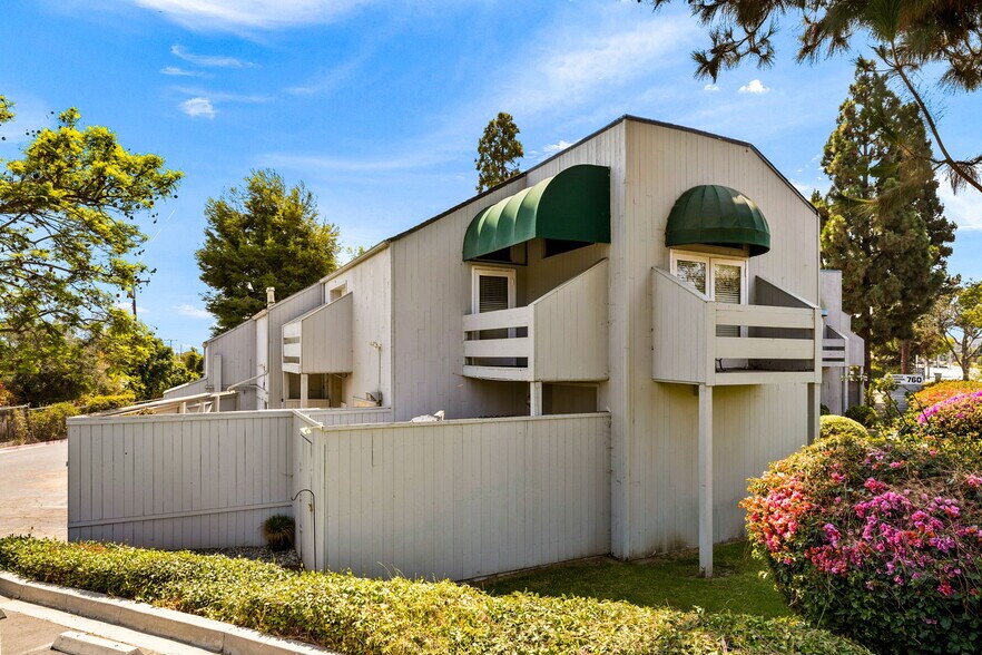 More Photos Of 760 Las Posas Rd, Camarillo Loft Creative Space For Sale