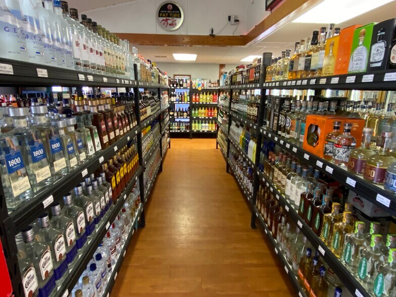 More Photos Of 1430 Cipriani Loop, Monument General Retail For Sale