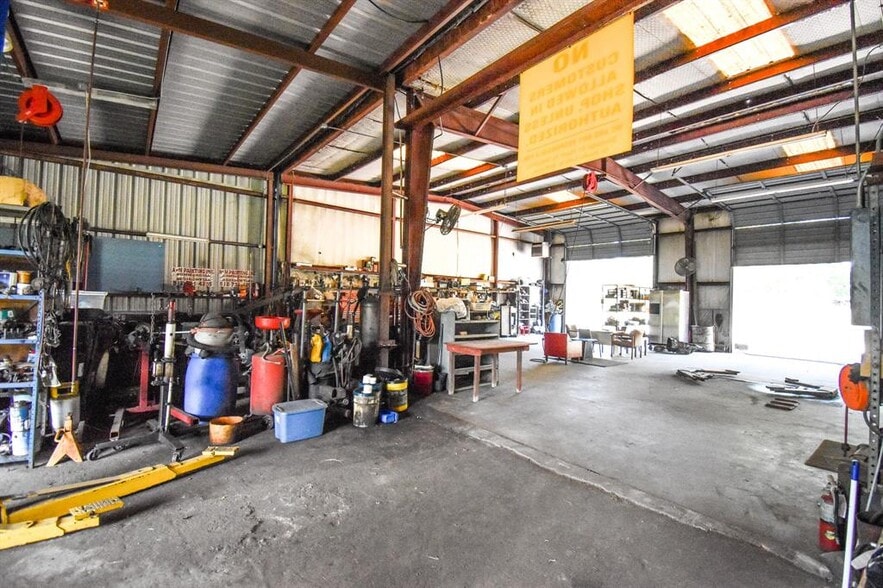 More Photos Of 150 Hill Ln, Coldspring Industrial For Sale