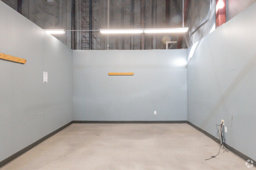 More Photos Of 1170 Birchmount Rd, Toronto Unknown For Lease