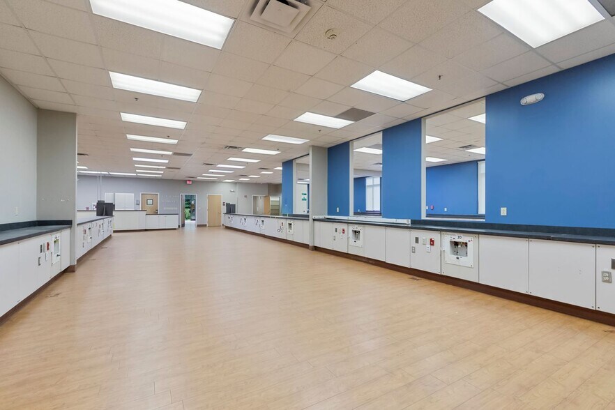 More Photos Of 1922 K M Wicker Memorial Dr, Sanford Medical For Sale