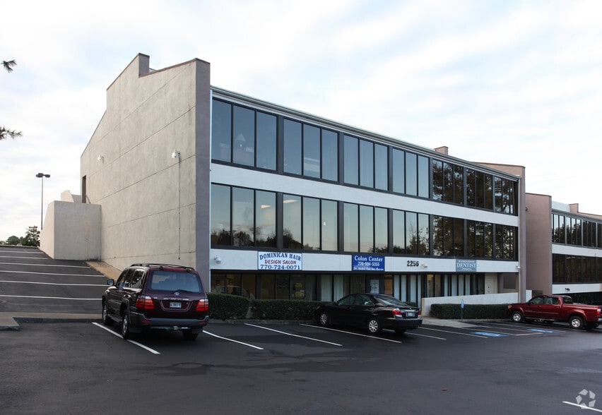 More Photos Of 2260 Northlake Pky, Tucker Unknown For Lease