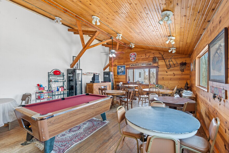 More Photos Of 8572 Silver Lake Rd, Linden Freestanding For Sale