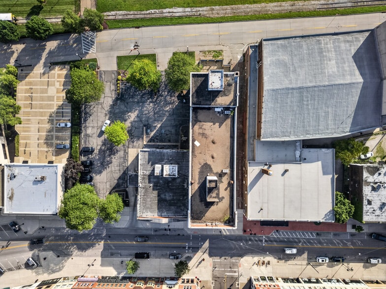 More Photos Of 573-577 Broadway, Lorain Storefront Retail Residential For Sale