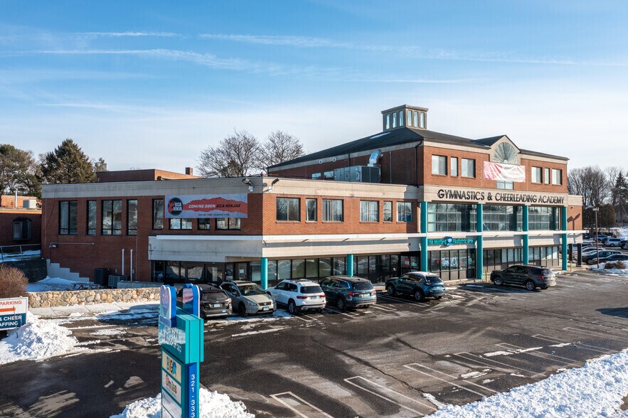 More Photos Of 321-333 Boston Post Rd, Milford Unknown For Lease