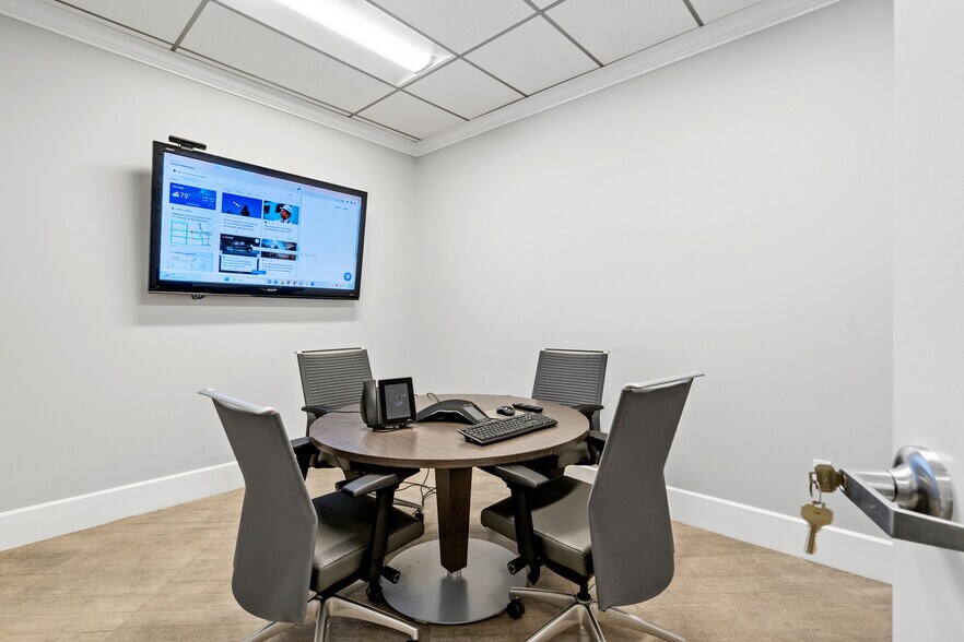 More Photos Of 2651 20th St, Vero Beach Medical For Sale