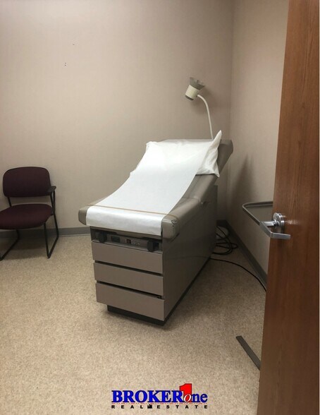 More Photos Of 2300 Gasser Rd, Riverton Medical For Sale