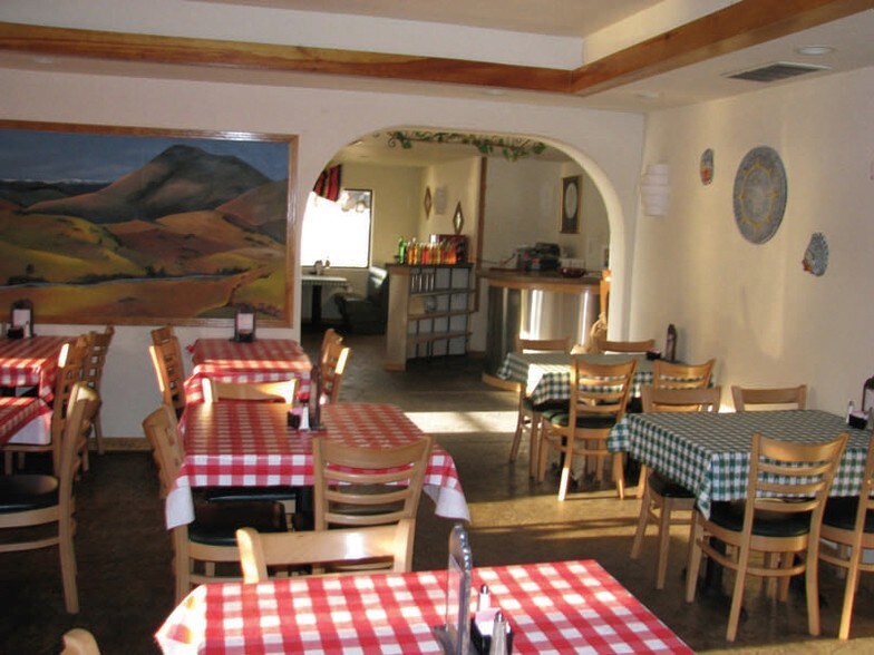 More Photos Of 160 E Main St, Lyons Restaurant For Sale