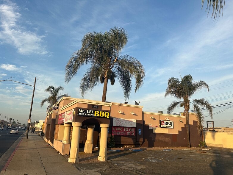 More Photos Of 10712 Beach Blvd, Stanton Restaurant For Sale