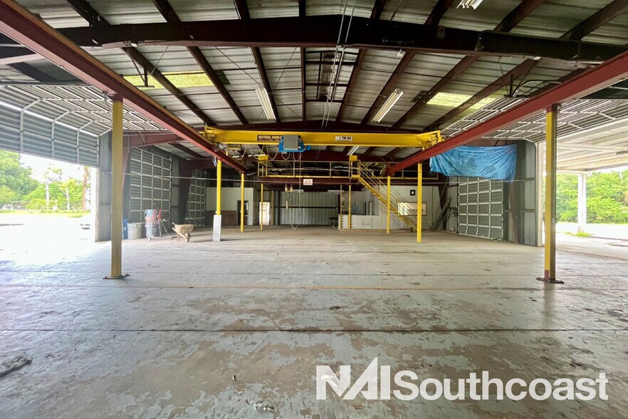 More Photos Of 907 Angle Rd, Fort Pierce Warehouse For Sale