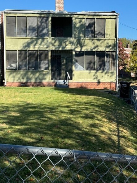 More Photos Of , Washington Multifamily For Sale