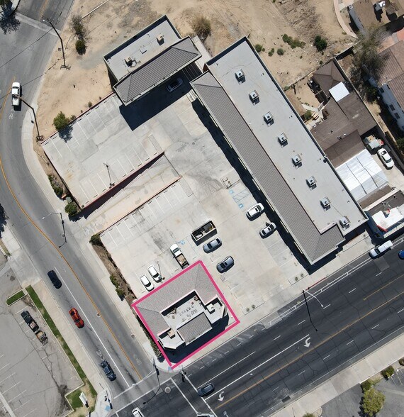 More Photos Of 15191 7th St, Victorville General Retail For Sale