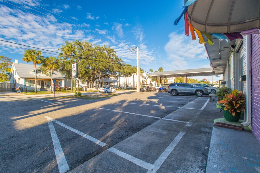 More Photos Of 125 King St, Saint Augustine Freestanding For Sale