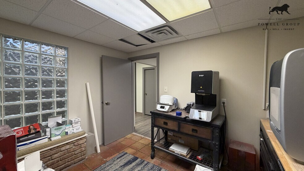 More Photos Of 5730 66th St, Lubbock Medical For Sale