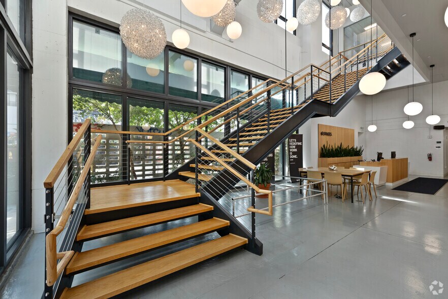 More Photos Of 218 NW 24th St, Miami Coworking Space