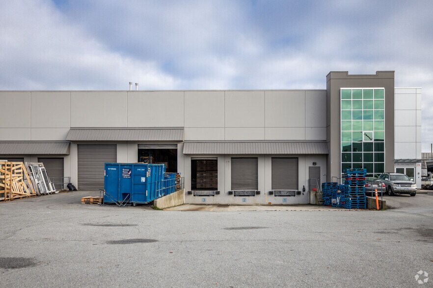 More Photos Of 11400 Twigg Pl, Richmond Warehouse For Sale