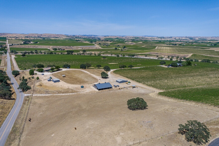 More Photos Of 7790 Airport Rd, Paso Robles Land For Sale