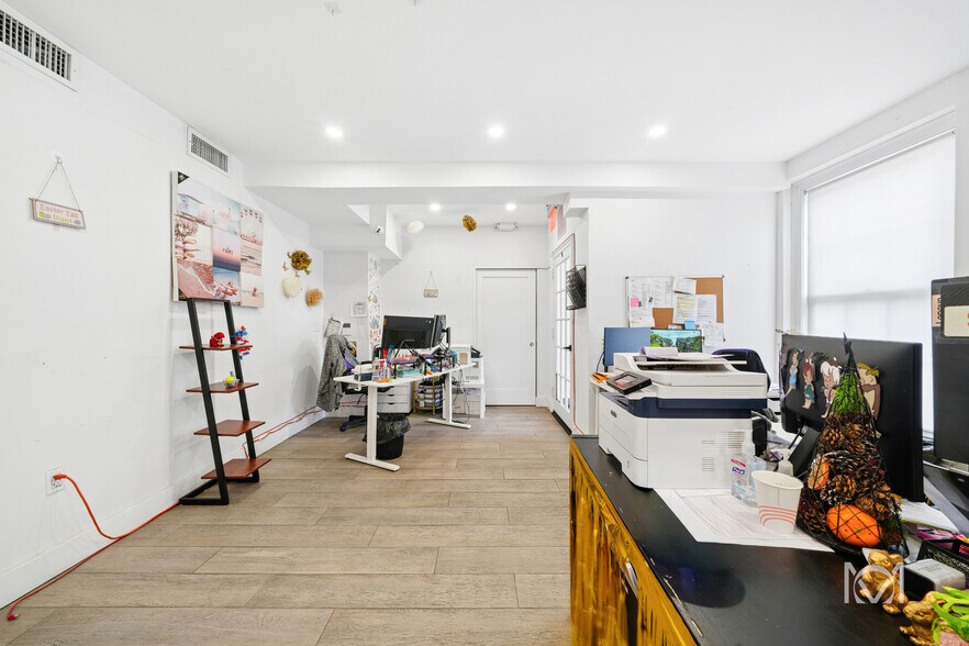 More Photos Of 336 Central Park W, New York Apartments For Sale