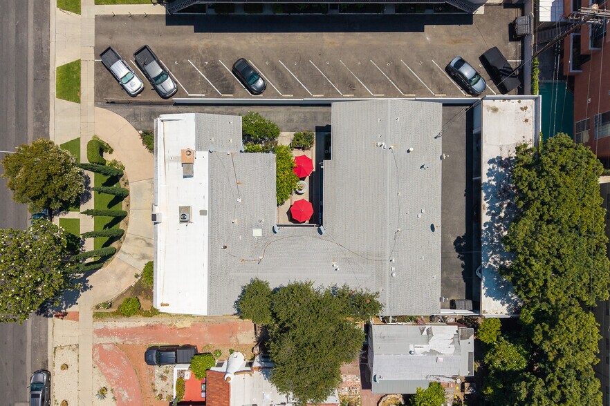 More Photos Of 11130 Huston St, North Hollywood Apartments For Sale