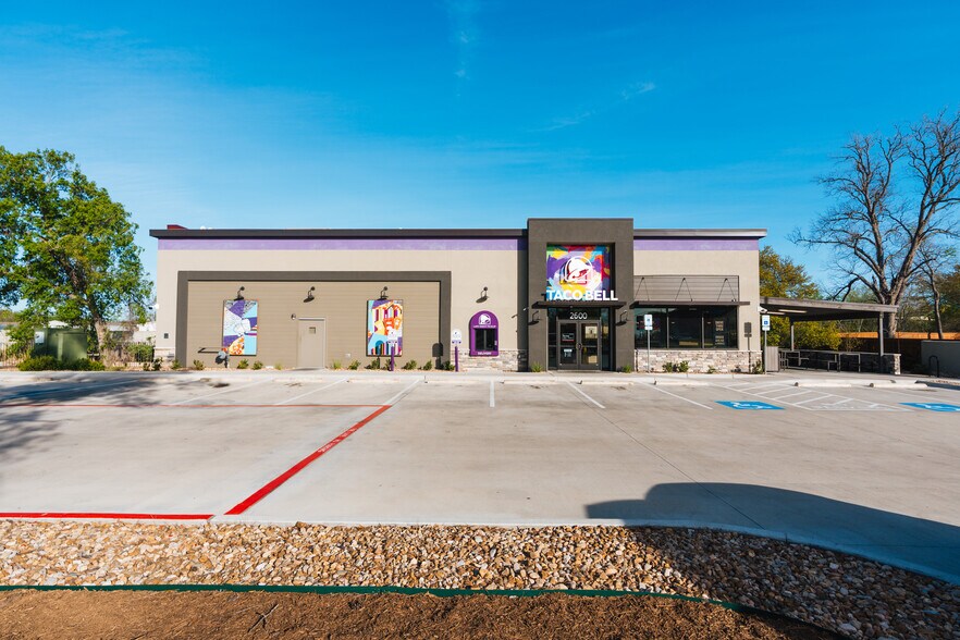 More Photos Of 2600 N Texas Ave, Bryan Fast Food For Sale