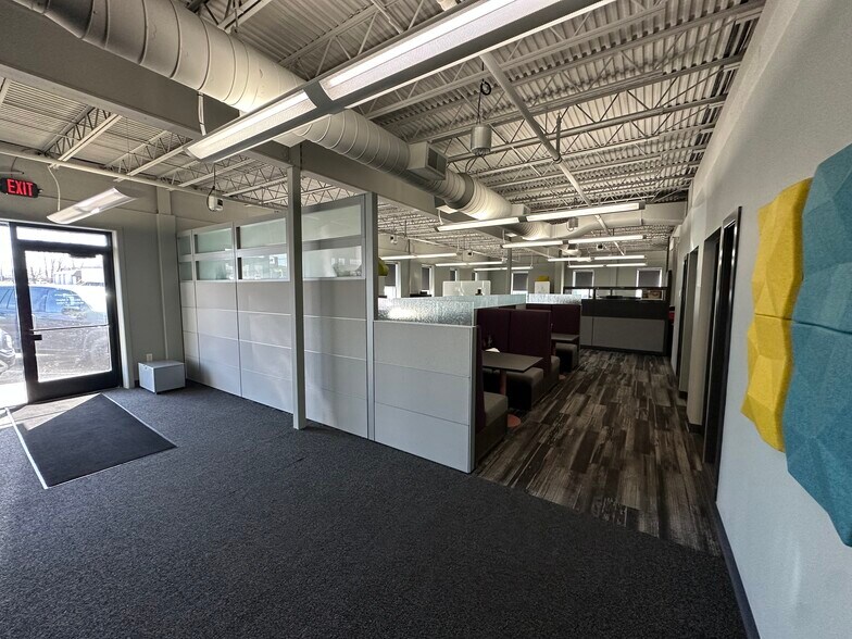 More Photos Of 3063 Breton Rd SE, Grand Rapids Warehouse For Sale