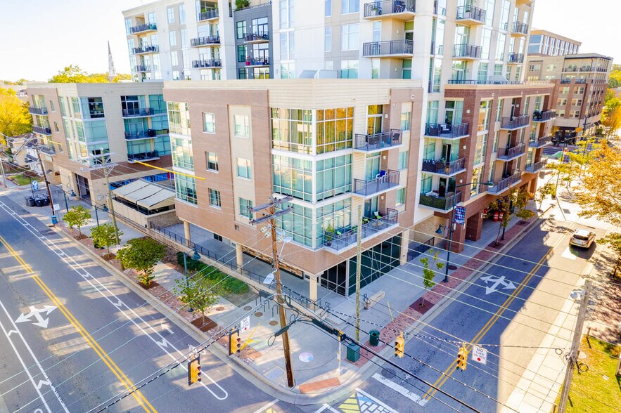 More Photos Of 140 W Franklin St, Chapel Hill Apartments For Sale
