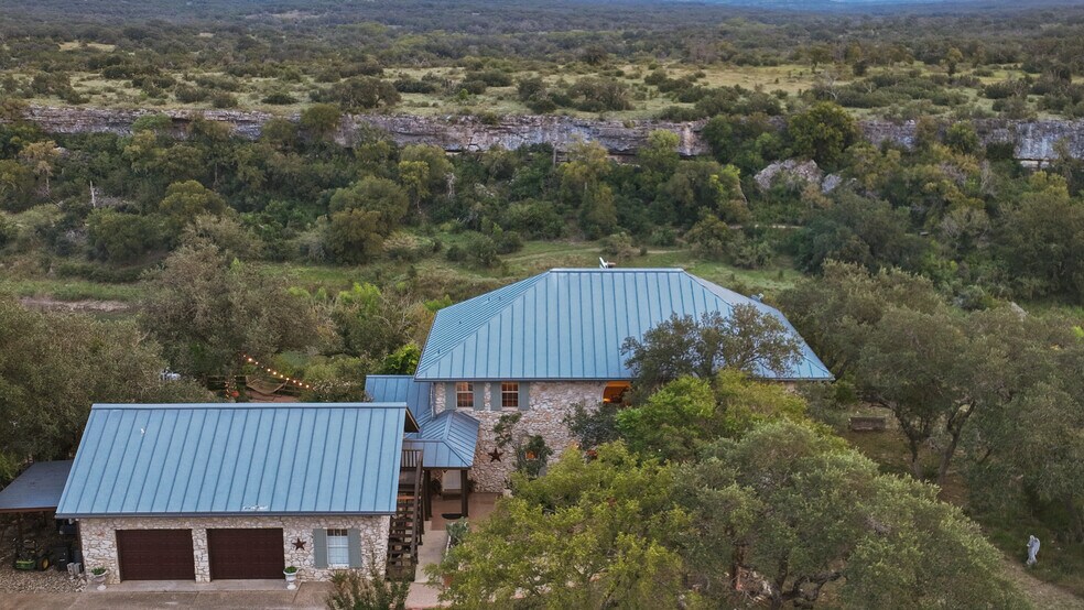 More Photos Of 5229 Hupedo Ranch Rd, Spicewood Specialty For Sale