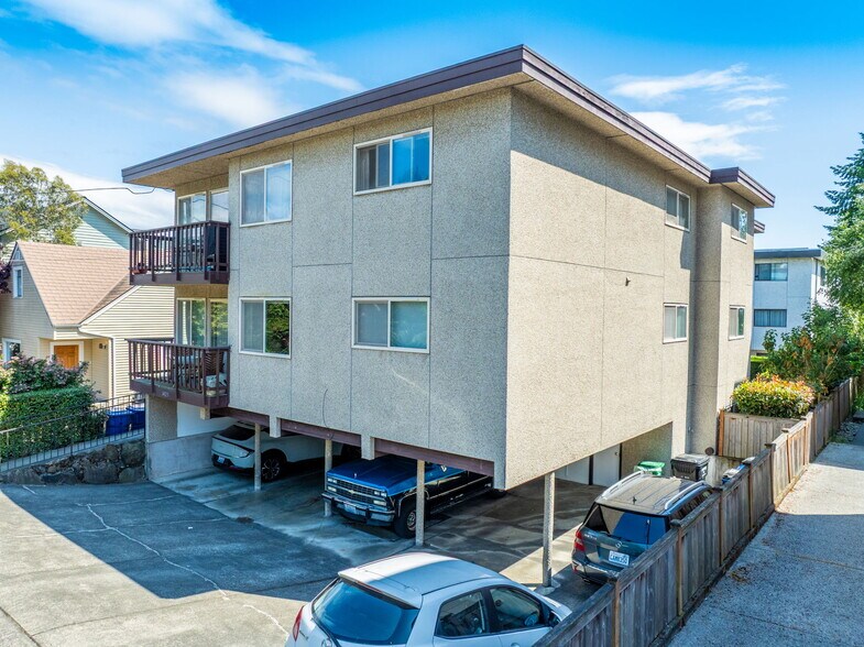More Photos Of 1423 NW 60th St, Seattle Apartments For Sale