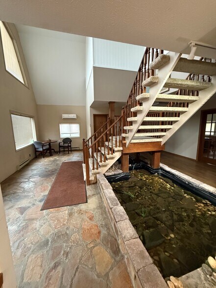 More Photos Of 720 Masonic Dr, Bridgeport Office Residential For Sale