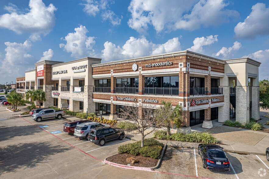 Primary Photo Of 9701 N Sam Houston Pky, Humble Medical For Lease