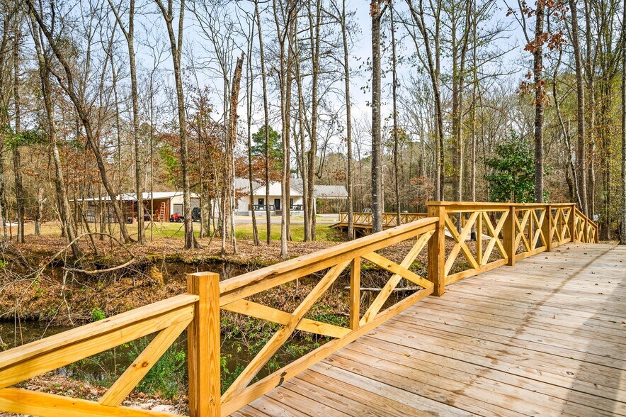 More Photos Of 54 Indian Creek Rd, Woodworth General Retail For Sale