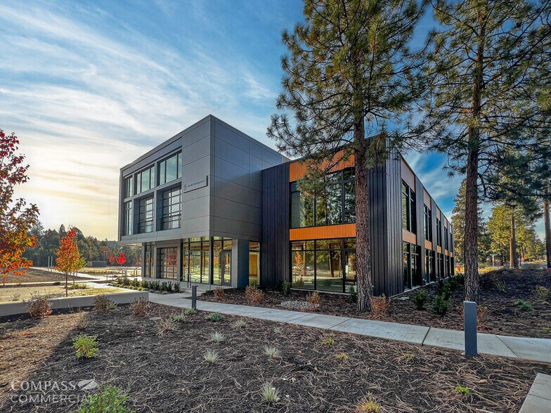More Photos Of NW Shevlin Park Rd & Crossing Dr, Bend Unknown For Lease