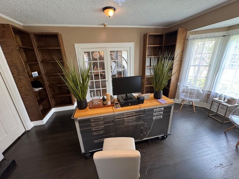 More Photos Of 110 W Adair St, Valdosta Office For Sale