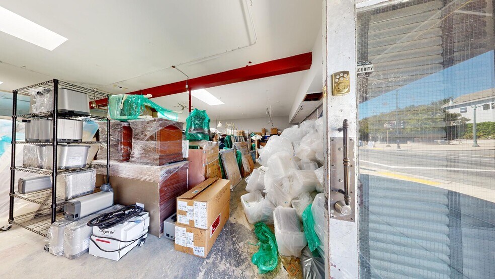 More Photos Of 1301-1303 Pomona St, Crockett Freestanding For Sale