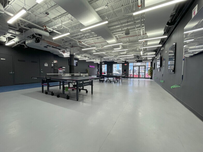 More Photos Of 101 Broadway, Brooklyn Office For Lease