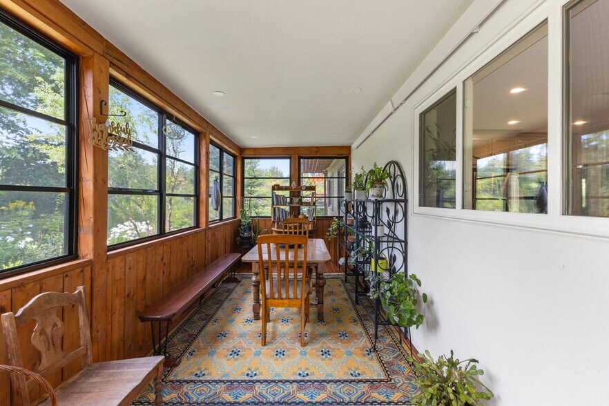 More Photos Of 57 Rue Allan, Brownsburg-chatham Apartments For Sale