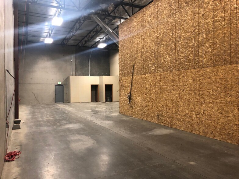 More Photos Of 5520 N Florida St, Spokane Industrial For Lease