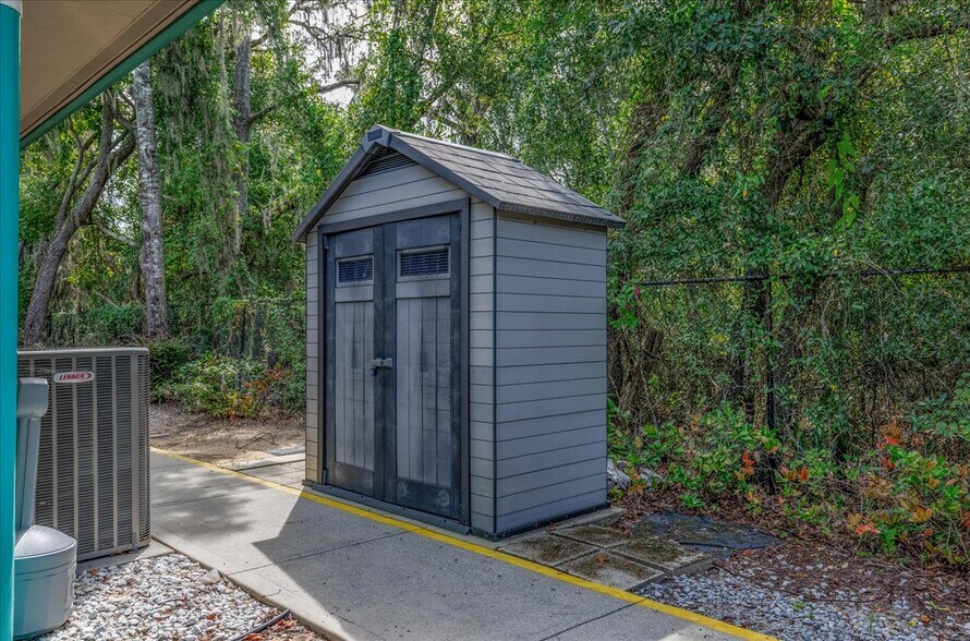 More Photos Of 2231 W Highway 44, Inverness Medical For Sale