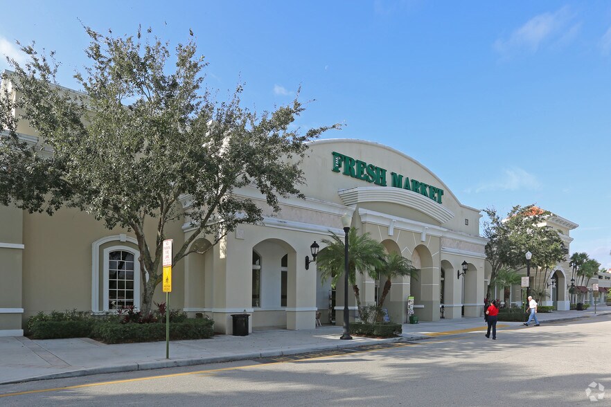 More Photos Of 10600-10690 Forest Hill Blvd, Wellington General Retail For Lease