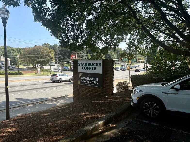 More Photos Of 3660 Cascade Rd, Atlanta Storefront For Lease