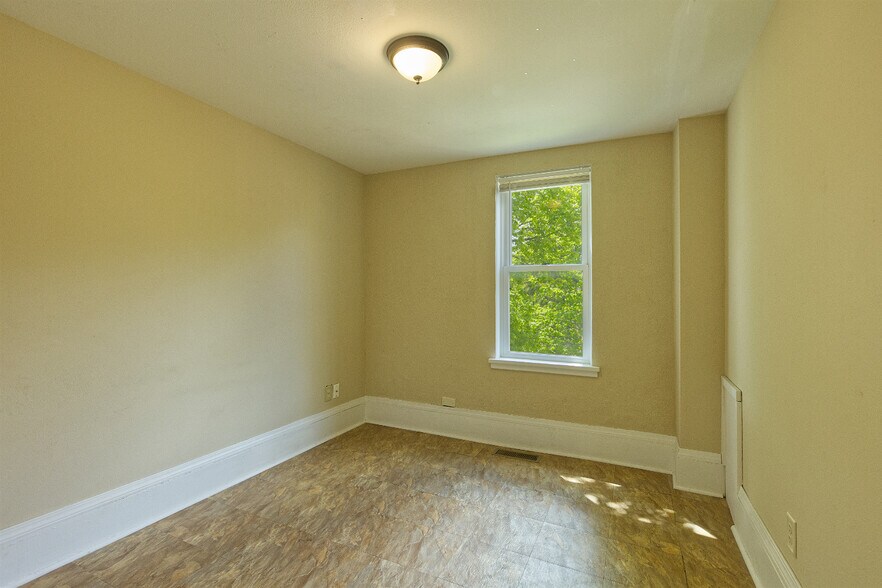 More Photos Of 111-121 Main Ave W, Winsted Storefront Retail Residential For Sale