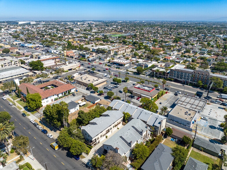 More Photos Of 605-619 W Manchester Blvd, Inglewood Unknown For Lease