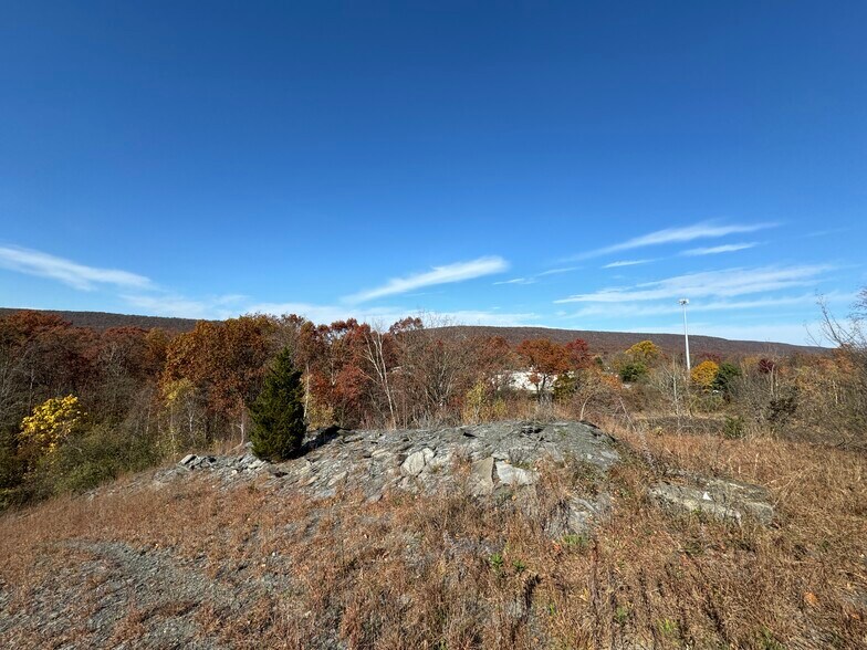 More Photos Of East West St @ Longcore Road, Wind Gap Land For Sale