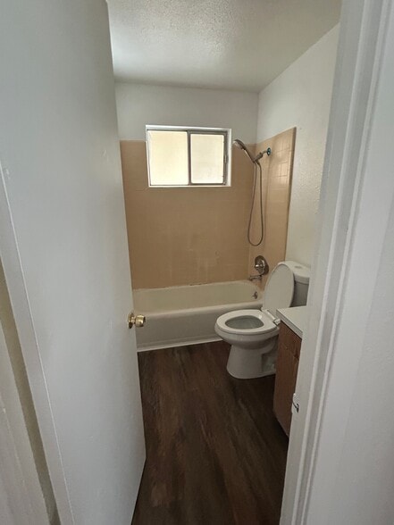 More Photos Of 2010-2020E Sheffield Mnr W, Carson City Multifamily For Sale