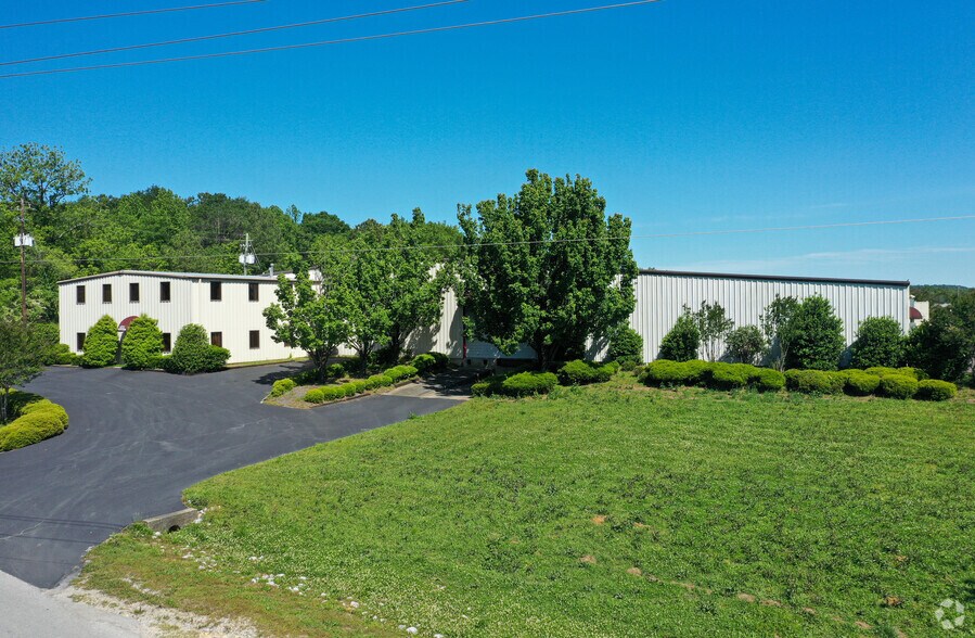 More Photos Of 100 Airpark Industrial Rd, Alabaster Warehouse For Sale