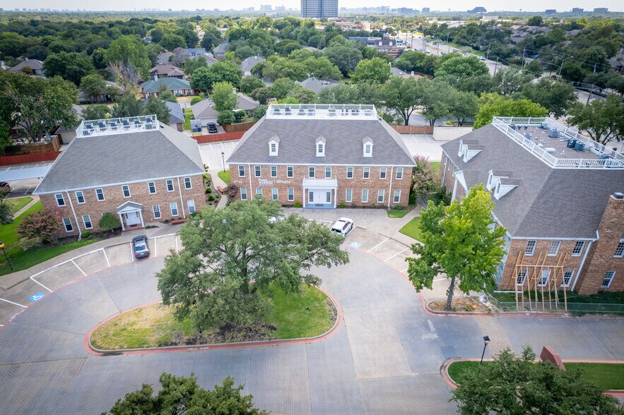 More Photos Of 17734 Preston Rd, Dallas Office For Sale