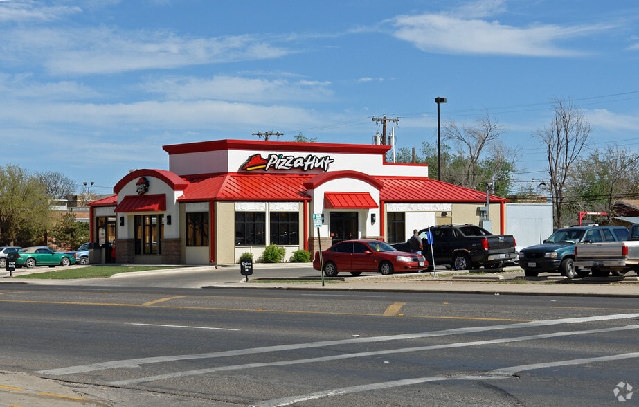 More Photos Of 2109 19th St, Lubbock Fast Food For Lease