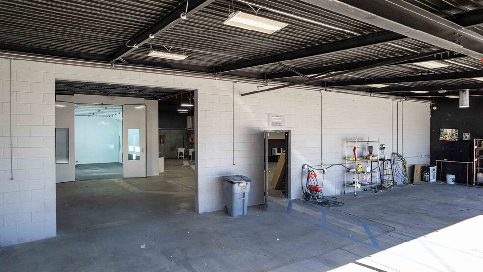 More Photos Of 7400 San Fernando Rd, Sun Valley Warehouse For Sale