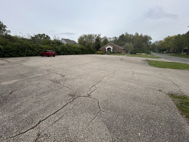 More Photos Of 11907 Montgomery Rd, Cincinnati Medical For Lease